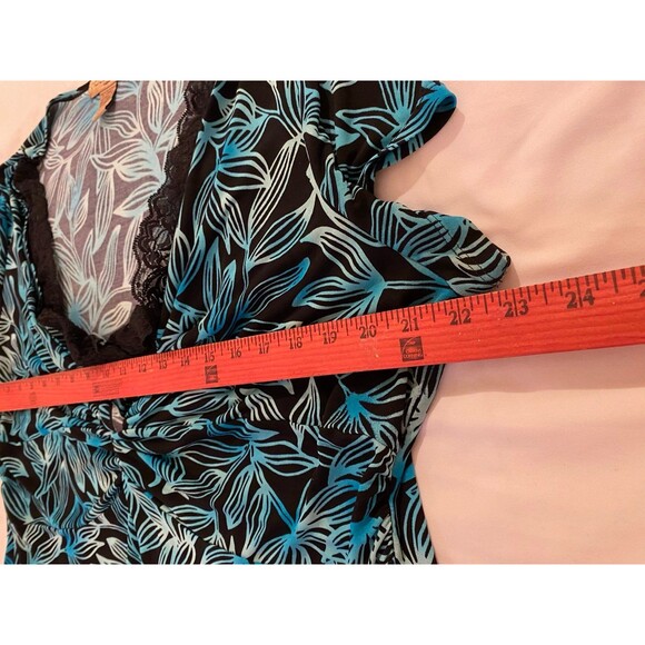 Notations Blouse Womens Plus Size XL Top  Short Sleeve w/ Lacey V Neck - Picture 6 of 8